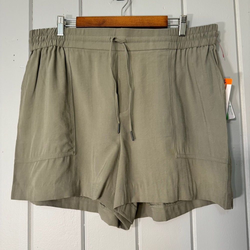 Kersh Women’s Green‎ Dress Shorts Eco friendly Ecovero Fibers Size XXL